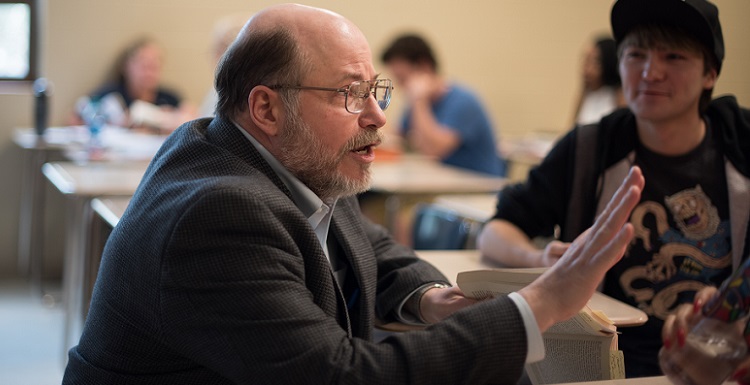Dr. Chris Hollingsworth, associate professor of English, is one of 10 faculty members who was selected to participate in the Active Learning Initiative pilot project to increase student performance in the classroom and online.